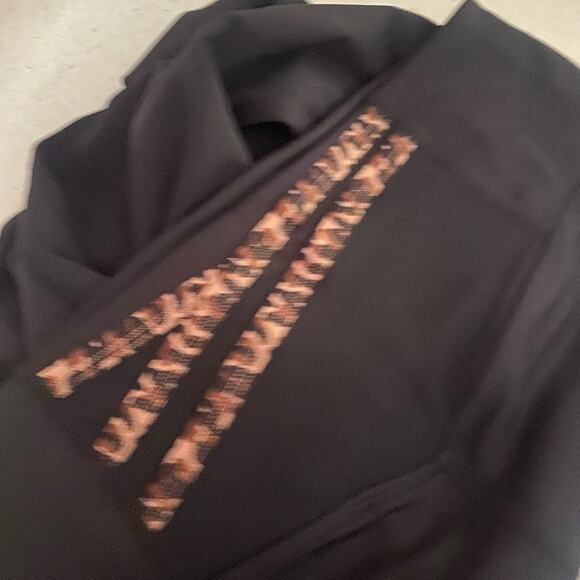 Fabletics Trinity Motion365+ High-Waisted Legging - Picture 4 of 7